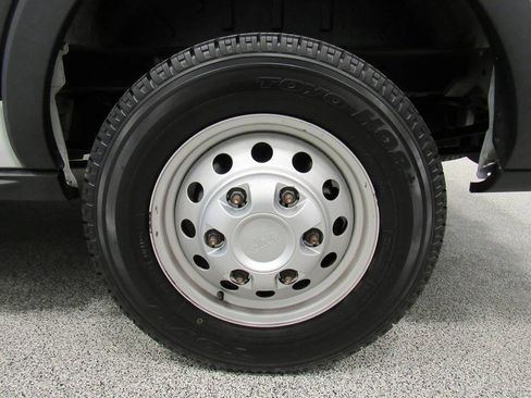 Used 2023 Ford Transit 250 Medium Roof AWD image 10