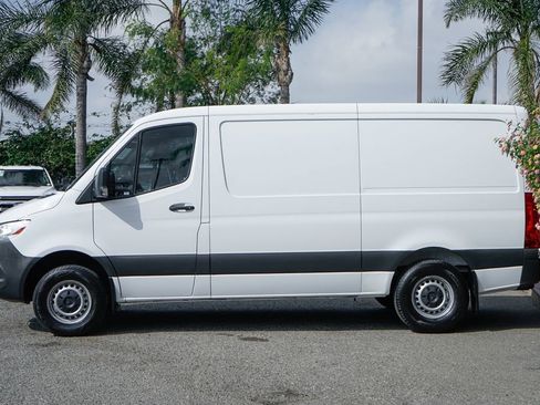 Used 2019 Mercedes-Benz Sprinter 144 image 5