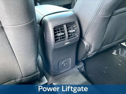Used 2023 Ford Escape Active w/ Tech Pack #2 AWD/4WD image 13