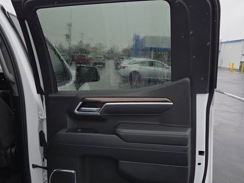 Certified 2025 Chevrolet Silverado 1500 LT image 20