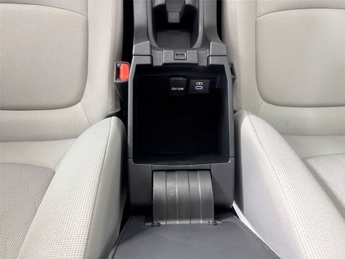 Certified 2025 Toyota Corolla Cross LE w/ Moonroof Package FWD image 48