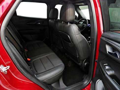 Used 2021 Chevrolet TrailBlazer RS w/ Sun and Liftgate Package image 12