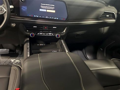 New 2025 Chevrolet Tahoe Premier AWD/4WD image 17