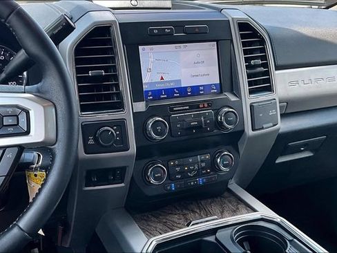 Used 2019 Ford F350 Lariat w/ Chrome Package AWD/4WD image 10