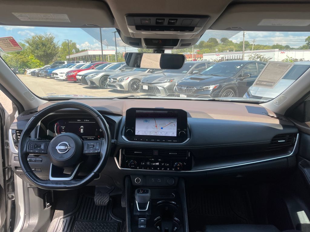 Used 2023 Nissan Rogue Platinum w/ Platinum Premium Package FWD image 24