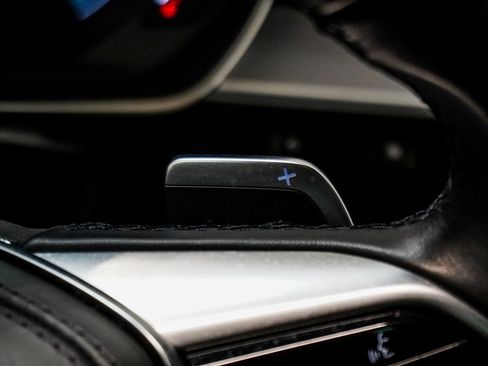 Used 2022 Audi A8 L 3.0T w/ Luxury Package image 33