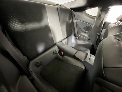 Used 2022 Toyota GR86 Premium image 24