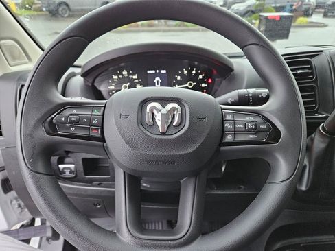 Used 2025 RAM ProMaster 2500 w/ Convenience Group image 21