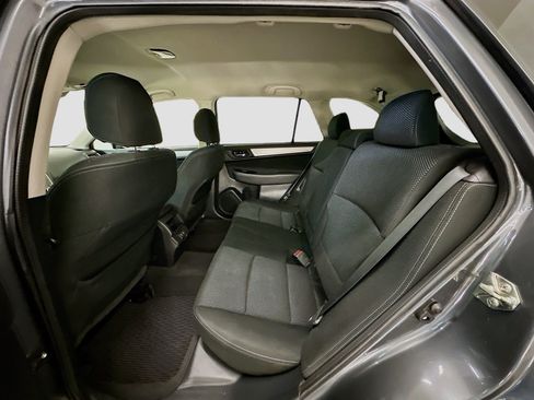 Used 2019 Subaru Outback 2.5i Premium AWD/4WD image 28
