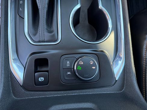 Used 2018 Chevrolet Traverse Premier w/ LPO, Floor Liner Package AWD/4WD image 29