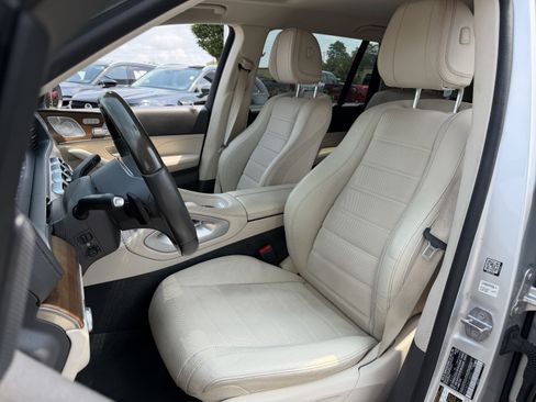 Used 2020 Mercedes-Benz GLS 450 4MATIC image 17