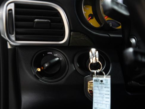 Used 2013 Porsche 911 Turbo S image 44