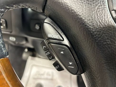 Used 2007 Lexus SC 430 Convertible RWD image 12
