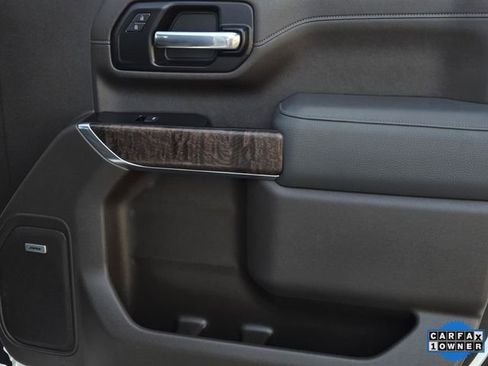 Used 2020 GMC Sierra 2500 Denali w/ Denali Ultimate Package image 8