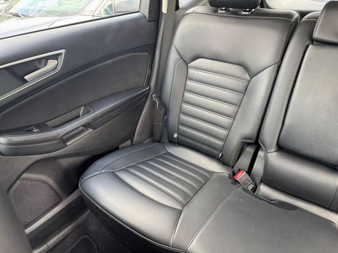 Used 2024 Ford Edge SEL image 38