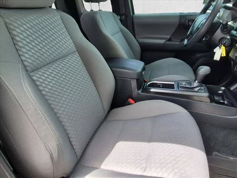 Used 2022 Toyota Tacoma SR w/ SX Package RWD image 19