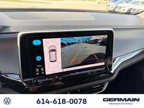 New 2026 Volkswagen Atlas Cross Sport SEL AWD/4WD image 32