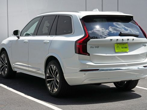 Used 2026 Volvo XC90 T8 Plus w/ Protection Package AWD/4WD image 54