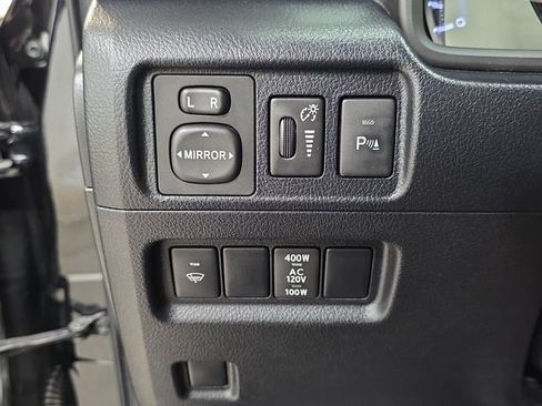 Used 2019 Toyota 4Runner Limited AWD/4WD image 24