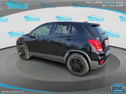 Used 2019 Chevrolet Trax LS w/ Tint and Cruise Package FWD image 8