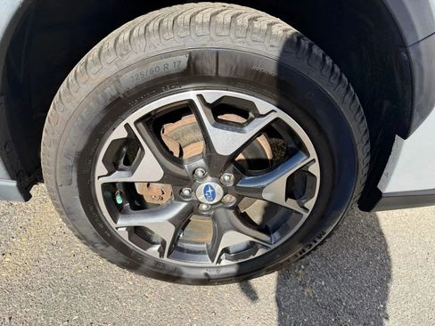 Used 2018 Subaru Crosstrek 2.0i Premium w/ Eyesight System image 9