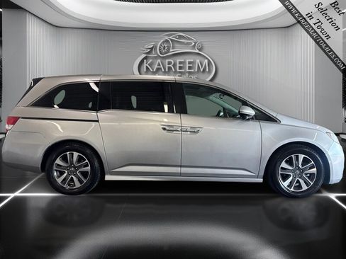 Used 2014 Honda Odyssey Touring image 4