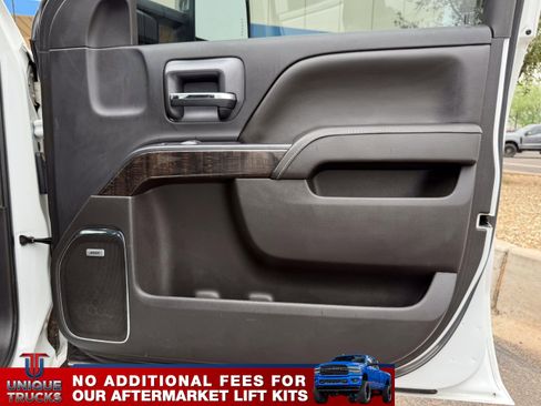 Used 2015 GMC Sierra 3500 Denali w/ Duramax Plus Package image 28