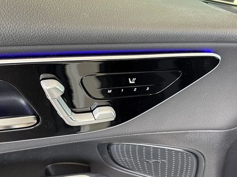 New 2026 Mercedes-Benz GLC 350e 4MATIC image 17