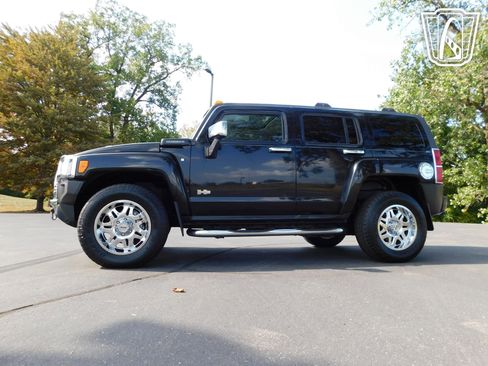 Used 2008 HUMMER H3 Alpha image 17