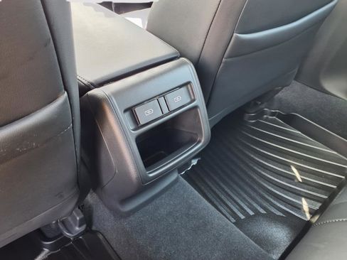 Used 2022 Honda Accord Sport Special Edition image 10