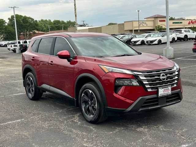 Certified 2026 Nissan Rogue SV AWD/4WD image 3