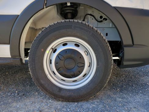 New 2026 Ford Transit 250 148 Medium Roof w/ Load Area Protection Package image 11