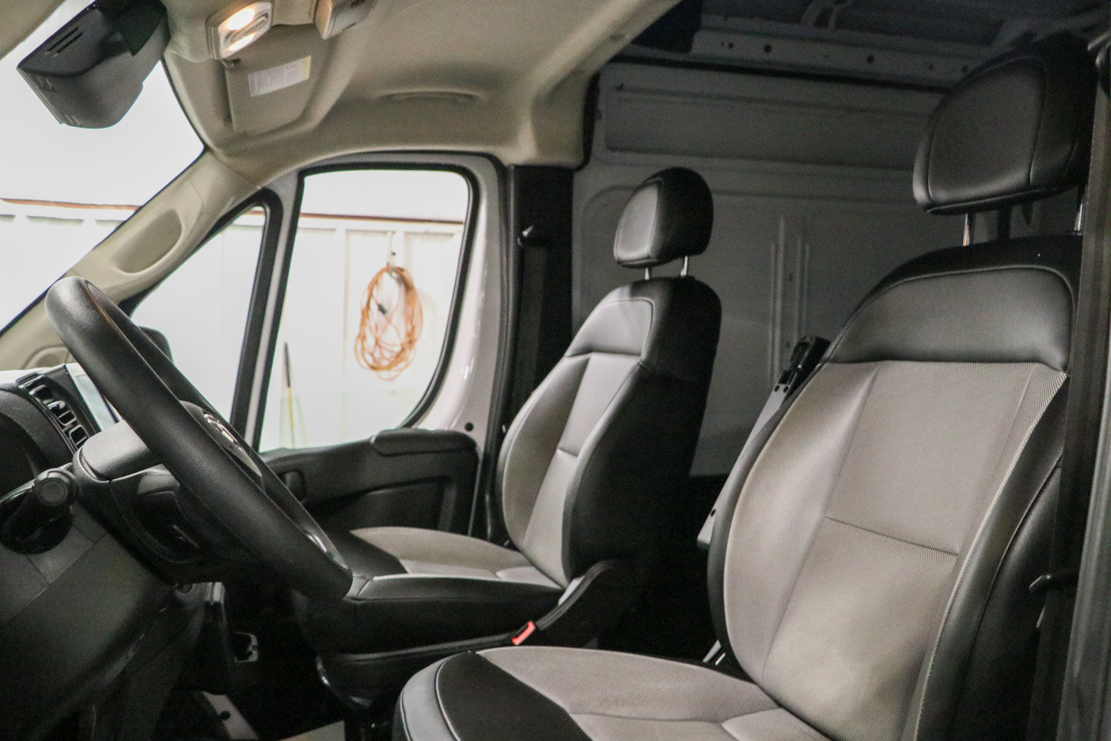Used 2024 RAM ProMaster 2500 w/ Convenience Group FWD image 23