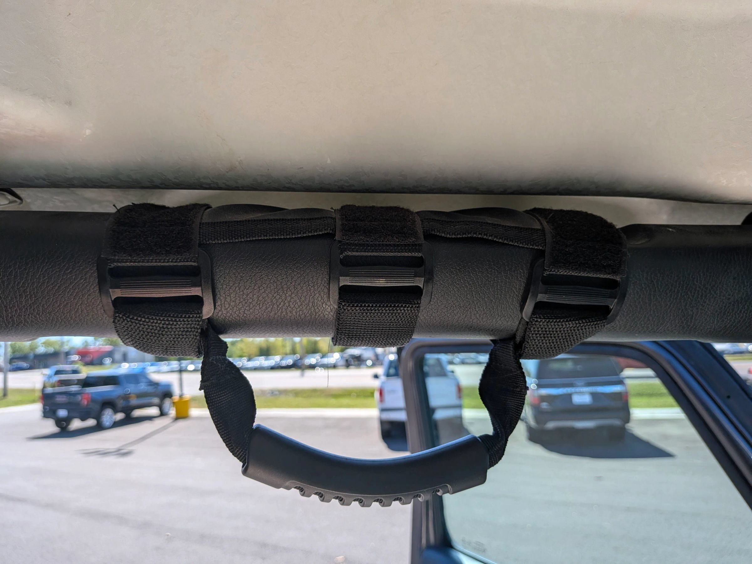 Used 2018 Jeep Wrangler Unlimited Sahara AWD/4WD image 28
