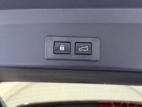 Used 2025 Subaru Ascent Premium AWD/4WD image 5
