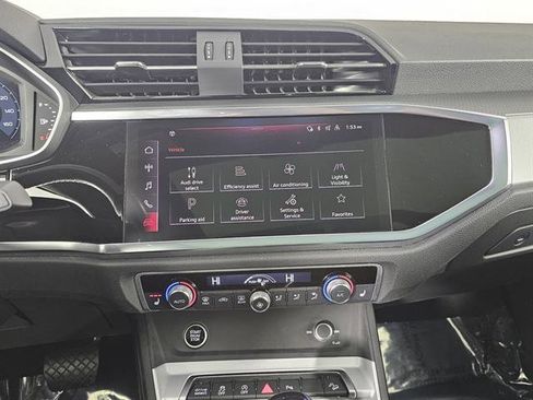 Used 2023 Audi Q3 2.0T Premium image 32