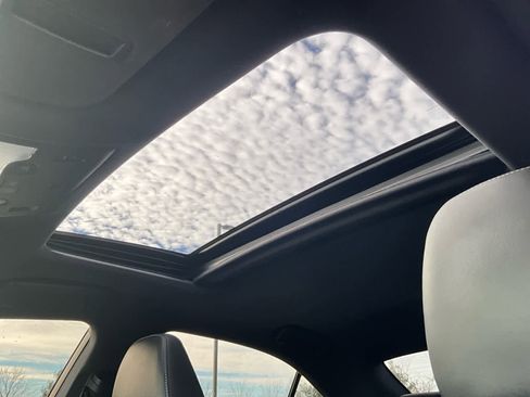 Used 2018 Lexus IS 300 image 21