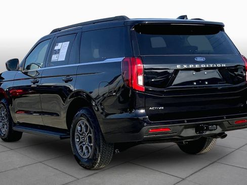 Certified 2025 Ford Expedition Active RWD image 12