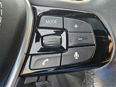 Used 2019 BMW 530i w/ Convenience Package image 21