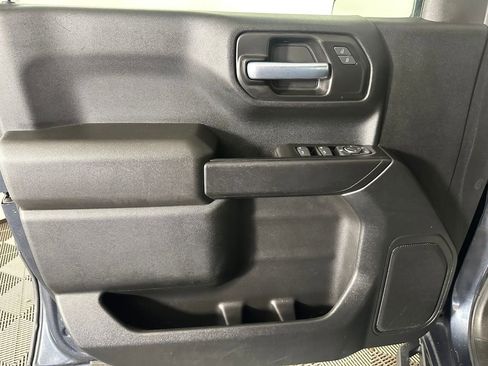 Used 2021 Chevrolet Silverado 1500 Custom image 22