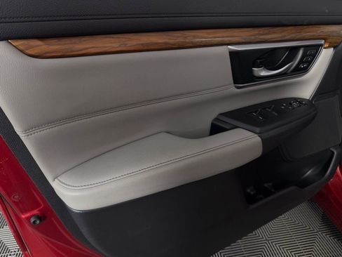 Used 2020 Honda CR-V Touring image 22