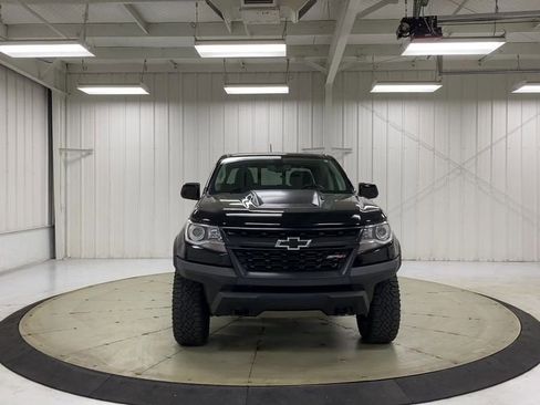Used 2019 Chevrolet Colorado ZR2 AWD/4WD image 3