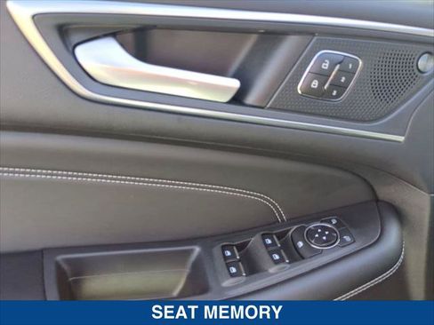 Certified 2024 Ford Edge Titanium w/ Equipment Group 301A AWD/4WD image 11
