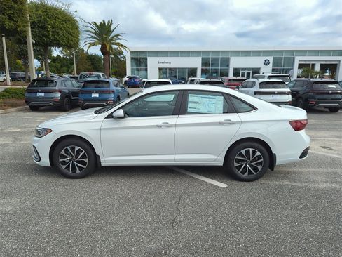 New 2026 Volkswagen Jetta S image 9