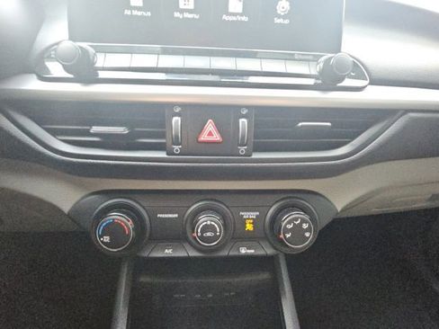 Used 2021 Kia Forte LXS image 50