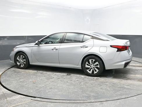 Used 2021 Nissan Altima 2.5 S image 4