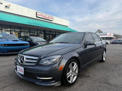 Used 2011 Mercedes-Benz C 300 4MATIC Sedan image 1