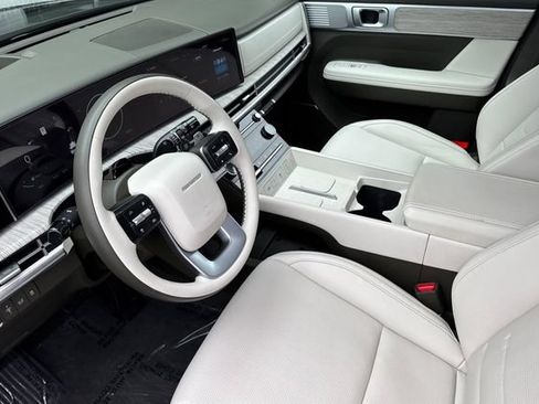 Used 2025 Hyundai Santa Fe Calligraphy AWD/4WD image 10
