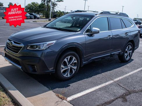 Used 2022 Subaru Outback Touring w/ Popular Package #2 AWD/4WD image 1