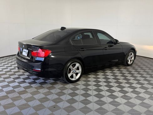 Used 2014 BMW 328i xDrive Sedan AWD/4WD image 9